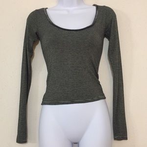 礪 AMERICAN EAGLE OUTFITTERS XS LONG SLEEVE TOP